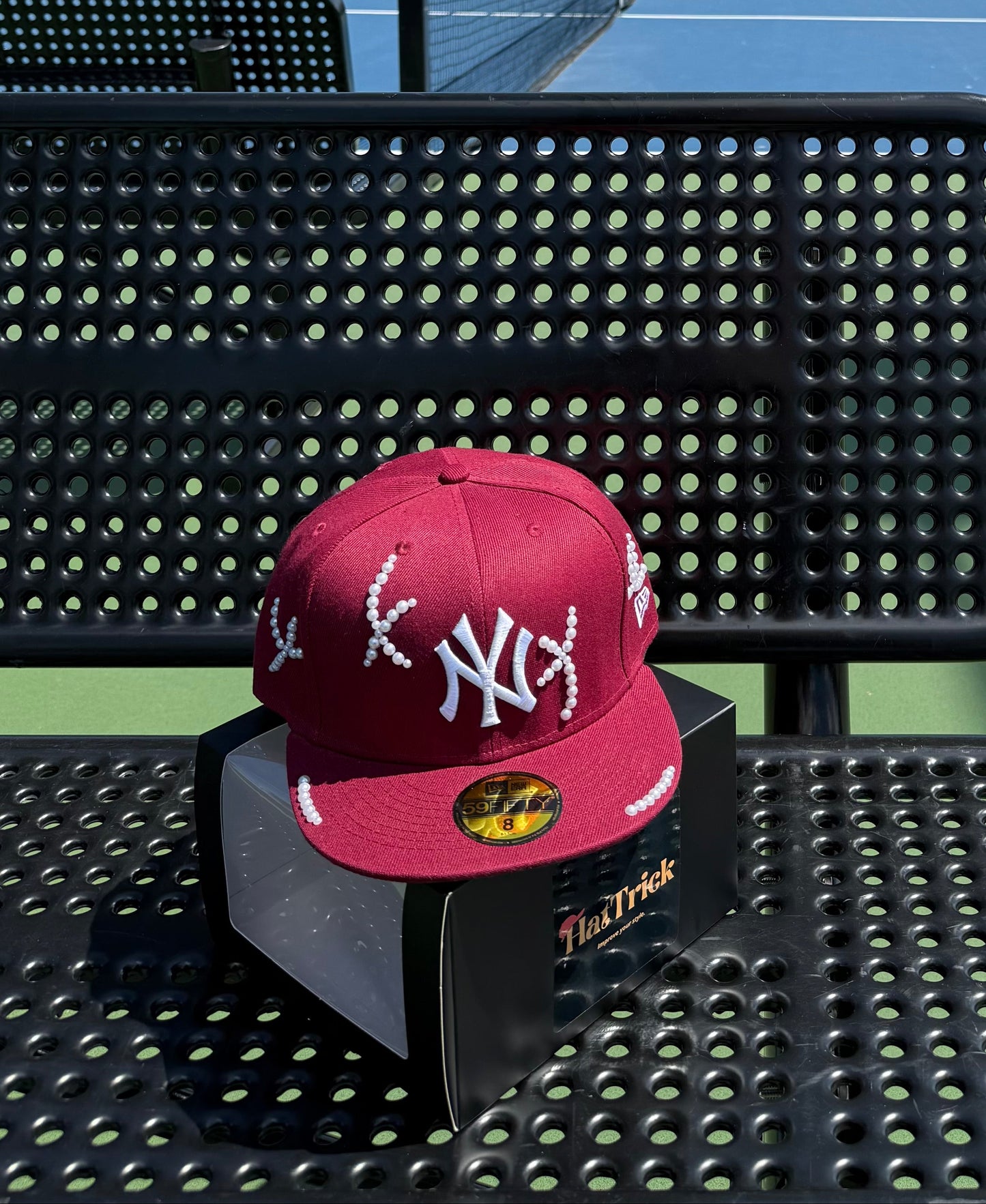 One of 1 chanelly spider